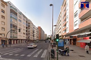 Local Comercial a Los Remedios. En rentabilidad. local con inquilino y actividad en funcionamien