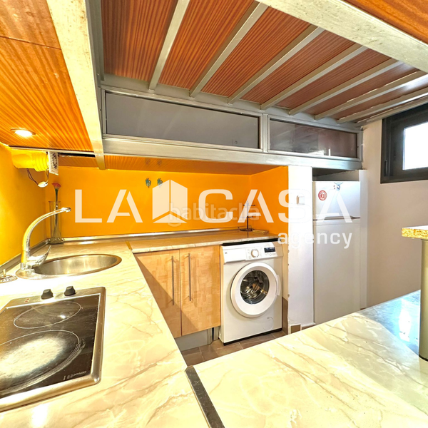 Foto 4c498958-0cd9-452e-acc0-287575738c1d. Loft in Cruz Roja Sevilla