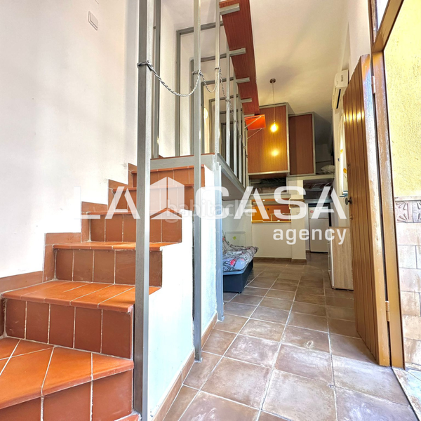 Foto f685877a-2a16-487f-bbd2-592ceefcfa7a. Loft in Cruz Roja Sevilla