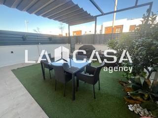 Semi detached house in Entrenúcleos