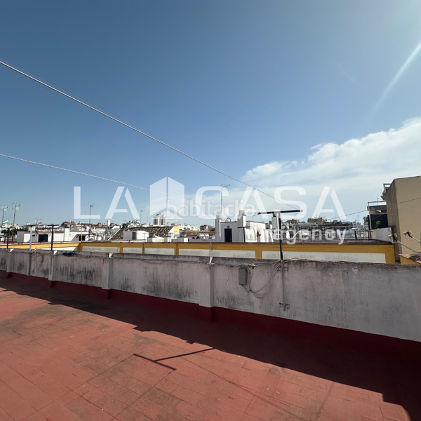 Foto 08d709db-9b68-4e97-a155-861f84cb9d34. Piso en Triana Casco Antiguo Sevilla