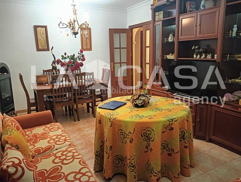 Foto 1a3e34f0-4467-40cb-8992-ce0e8dd3c20b. Rez-de-chaussée avec parking dans El Zabal-Santa Margarita Línea de la Concepción (La)