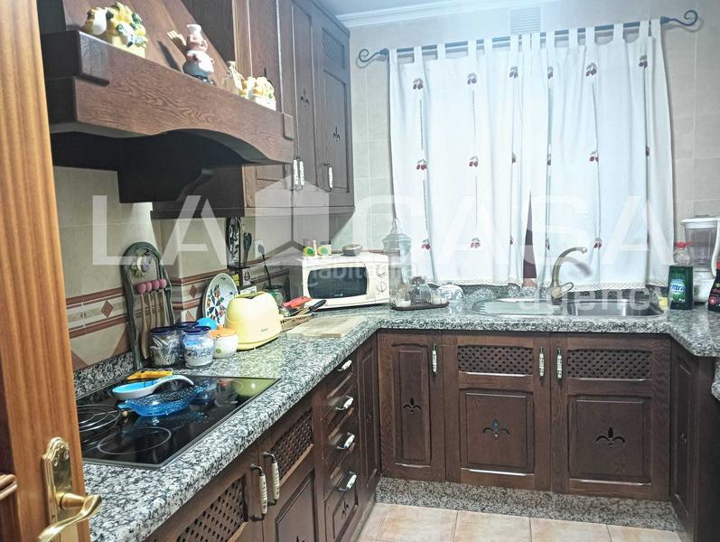 Foto dcb48b24-d7d8-48b3-8a21-83e7d8c0a1fa. Rez-de-chaussée avec parking dans El Zabal-Santa Margarita Línea de la Concepción (La)