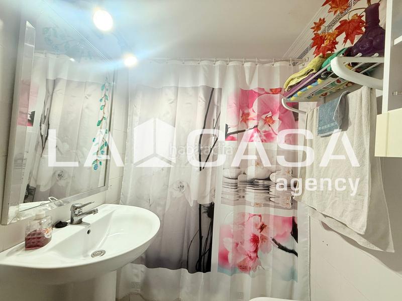 Foto 8baa7cf4-ed81-4d86-955a-777cb37a434b. Pis amb aparcament piscina a Centro Montequinto