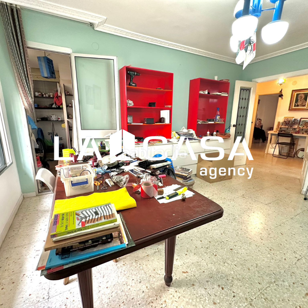 Foto 18c5f152-6ef7-4e2c-9082-a685ae1578a1. Appartement avec parking dans San Julián Sevilla