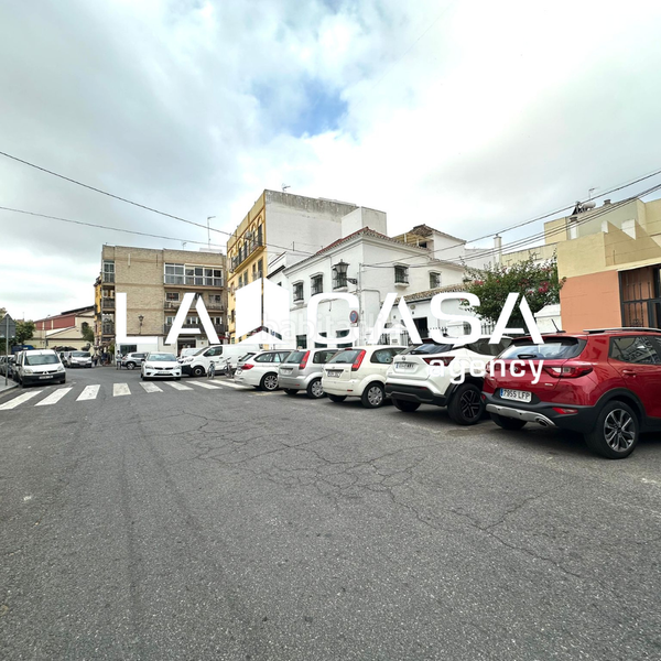 Foto 033a2271-48ee-48b5-9329-77decf1a8aad. Pis amb aparcament a San Julián Sevilla