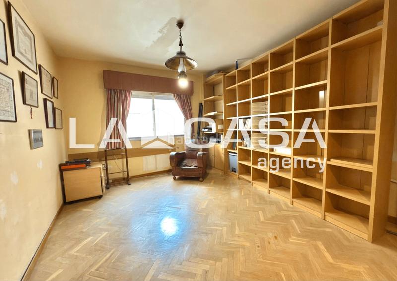 Foto 6155a90f-5256-4fc8-b6f9-417c6eb163ea. Appartamento con parcheggio in Los Remedios Sevilla