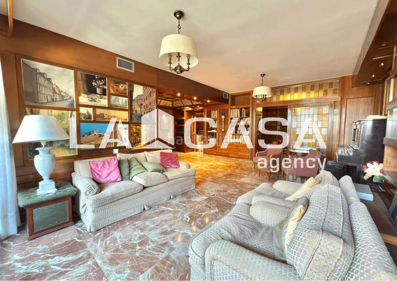 Foto d515ee4d-0140-4268-badf-8a9260c521da. Appartamento con parcheggio in Los Remedios Sevilla