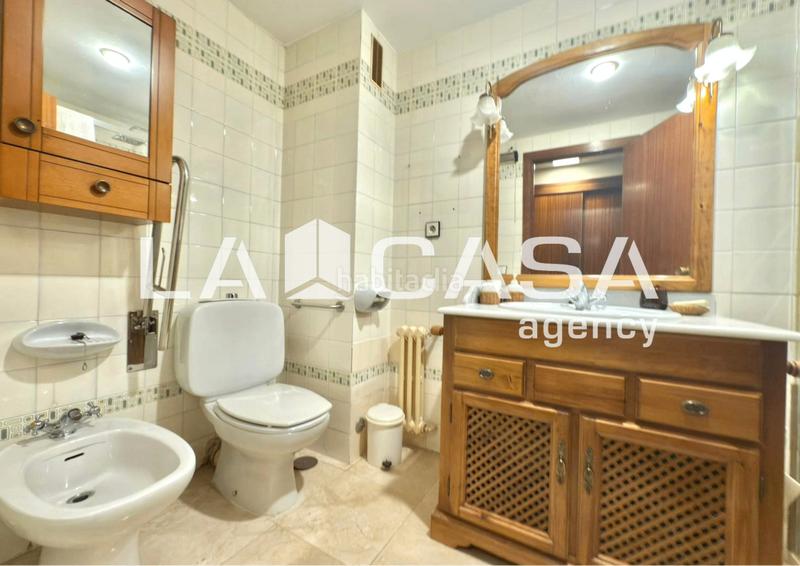 Foto dd1add54-9a32-481c-a548-aa3ee430cc62. Appartement avec parking dans Los Remedios Sevilla