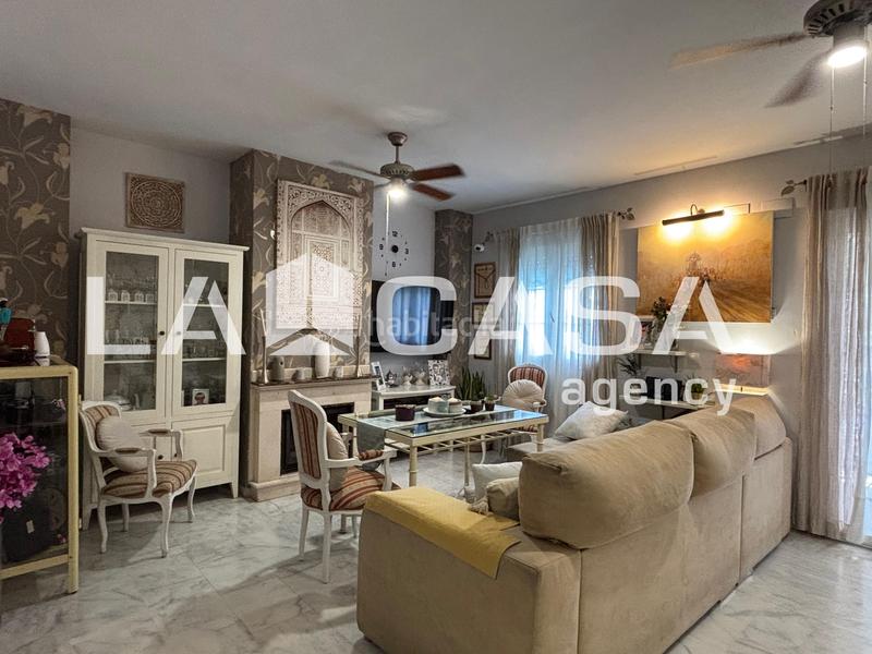 Foto a4f3bf2b-7951-4950-a1ad-2e5b3d09a39c. Casa pareada en Olivar de Quintos Montequinto