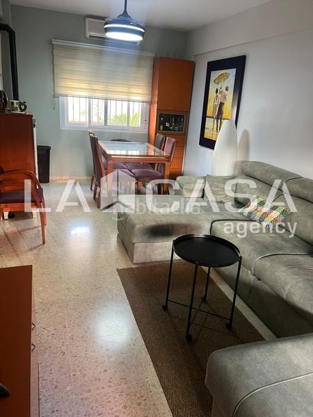 Foto e297f28b-1534-487c-9a56-43a935904ca9. Reihenhaus mit parking in Arco Norte - Avda España Dos Hermanas