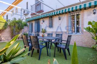 Rez-de-chaussée à Ciudad Jardín