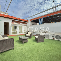 Casa adossada  Calle antonio machín