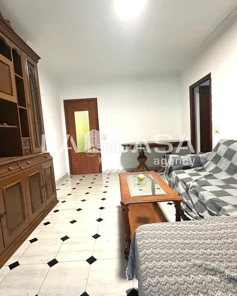 Foto 058f37d2-512c-4913-9575-4b6aff152137. Appartement dans El Torrejón - El Cerezo Sevilla