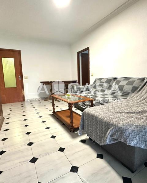 Foto f5222b70-9216-4666-a368-e3266f5185a5. Appartement dans El Torrejón - El Cerezo Sevilla