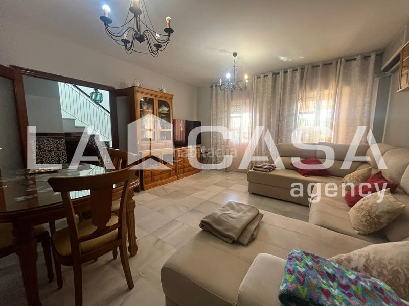 Foto dfecfd58-2a02-406f-9357-30680d0e9da5. Casa adosada en Vista Azul - Consolación Dos Hermanas