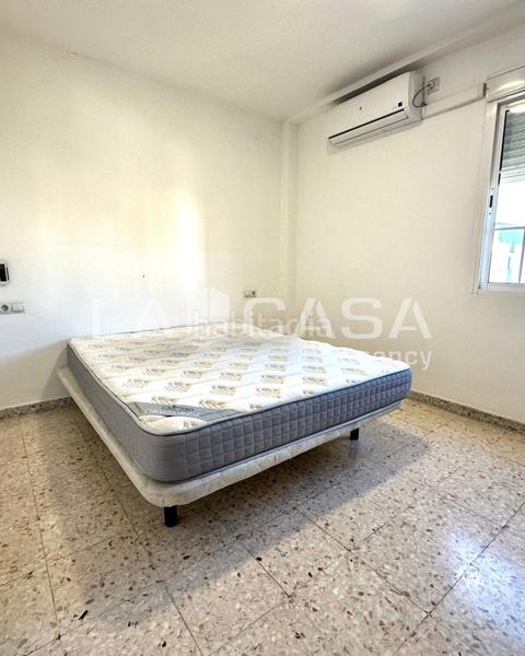 Foto da1a6eb5-c1a3-41af-a258-55e8354ac72e. Appartement dans El Torrejón - El Cerezo Sevilla