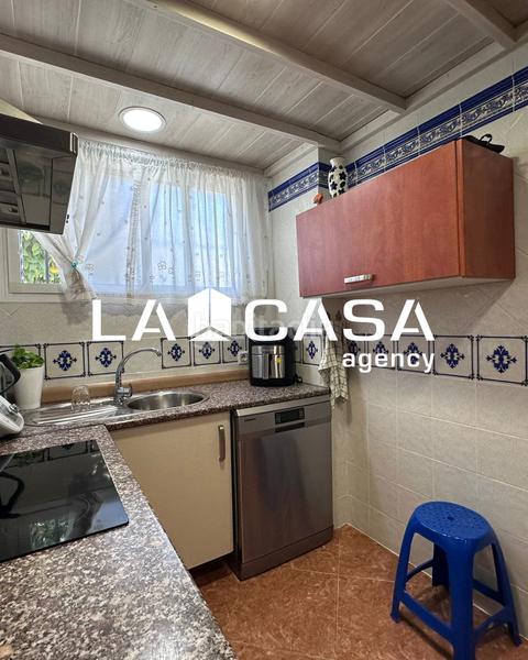 Foto 755f2b11-d44d-4b0c-b0d4-fade86f591ba. Casa a schiera con piscina in Urbadiez - Entrepuentes Sevilla