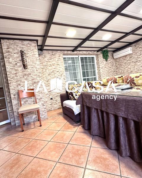 Foto d1665e9b-e1d3-4a49-97a2-b0f51aebaa1b. Casa a schiera con piscina in Urbadiez - Entrepuentes Sevilla