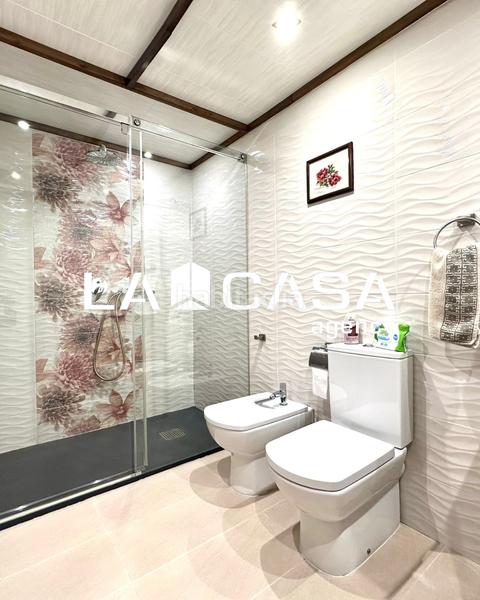 Foto e8d1ae25-d780-44e7-bdea-2d8f8ddcd8d3. Casa a schiera con piscina in Urbadiez - Entrepuentes Sevilla