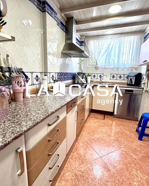 Foto 743ecb83-a8f4-4cb7-9946-786b3197a999. Reihenhaus mit pool in Urbadiez - Entrepuentes Sevilla