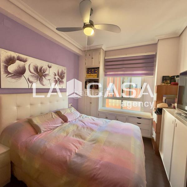 Foto 1bdb56a3-2257-444e-bcb3-524a854ab5c8. Dachwohnung in colores - entreparques Sevilla