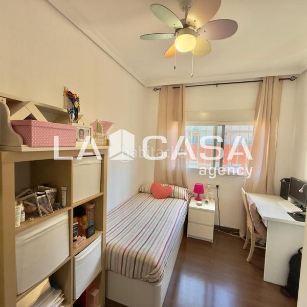 Foto 1f08a60c-593e-4ad9-abb7-454b63baec4e. Dachwohnung in colores - entreparques Sevilla