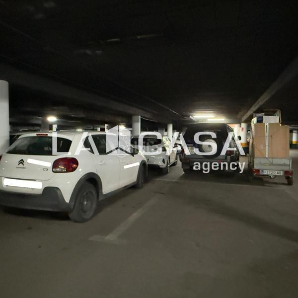 Foto 247e1c81-217e-4229-97a5-1fb07f0a57d2. Dachwohnung in colores - entreparques Sevilla