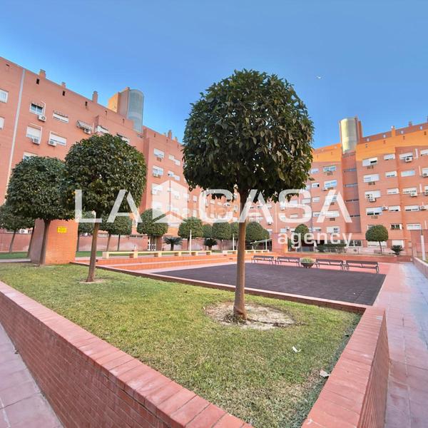 Foto 433fff9c-f4fd-4010-a849-5845439851dc. Dachwohnung in colores - entreparques Sevilla