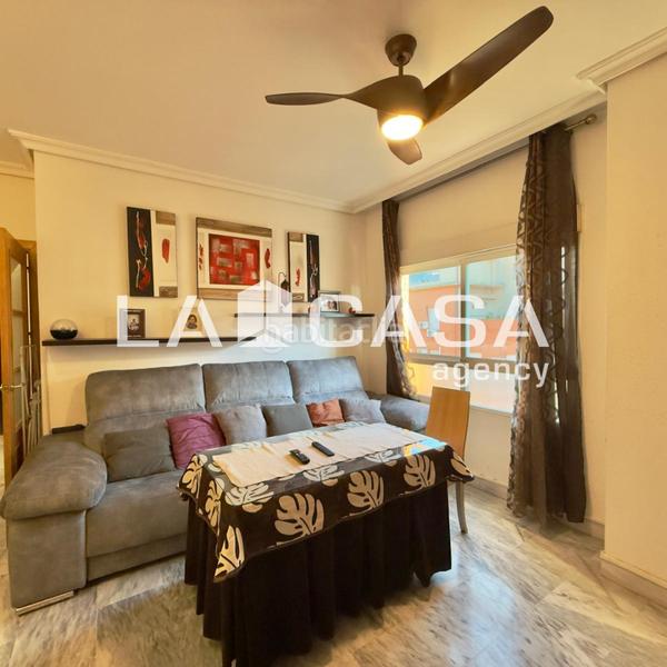 Foto 8ce9cf29-b965-478a-a731-e9d2f6681836. Dachwohnung in colores - entreparques Sevilla