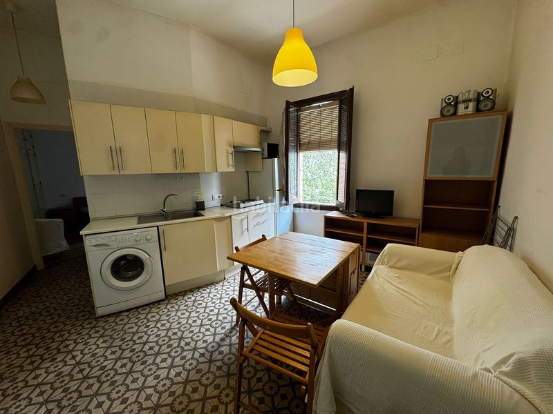 Foto d8fd0cf3-9685-4726-9973-14710b4f5fb4. Pis a Barrio del Nervión Sevilla