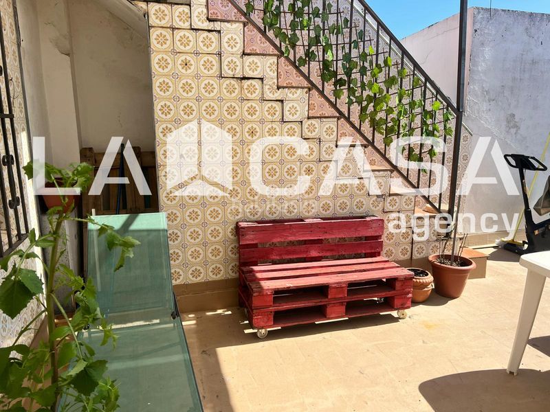 Foto 556e6655-872e-4369-9124-b7e937d30ef7. Casa amb aparcament a El Arenal - La Pólvora Dos Hermanas
