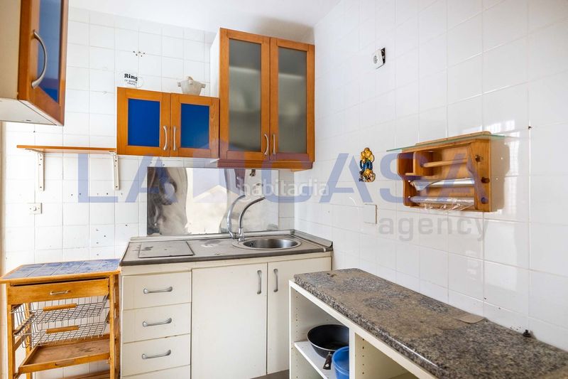 Foto 4e3a78a6-d5bd-4754-bb27-707acb39f6fa. Pis a Cruz Roja Sevilla