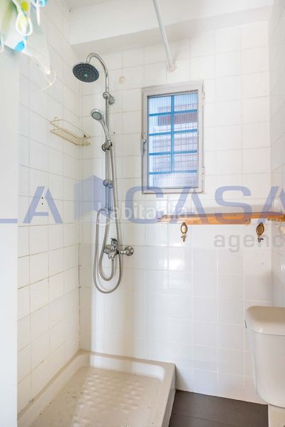 Foto 5a65274c-71f8-4a61-9069-4bdb6b13a64d. Pis a Cruz Roja Sevilla