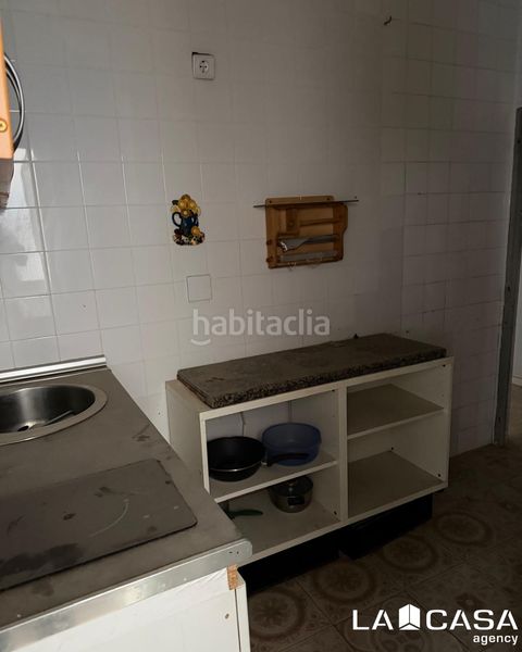 Foto 5ed1256f-9622-4d28-999d-70ffc3a0abe7. Pis a Cruz Roja Sevilla