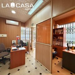 Business premise  Calle rafael cansinos assens. Local en venta en zona la salle