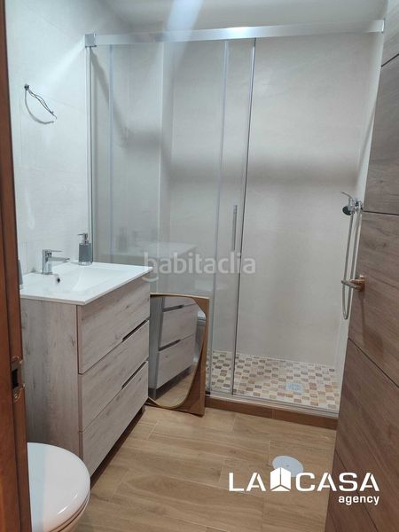 Foto a0549f30-26b7-4906-afc9-22c332ee45e2. Pis amb calefacció a Bellavista Sevilla