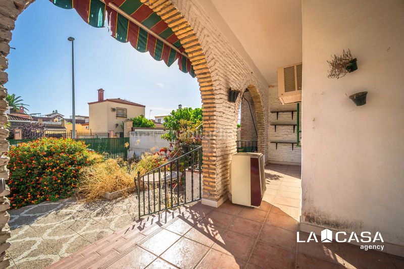Foto fc2ddde3-c887-4704-94cf-5397bc3b26c6. Casa a Arco Norte - Avda España Dos Hermanas