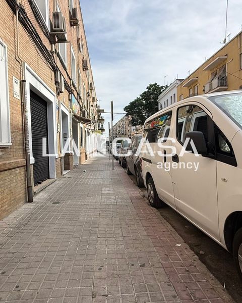Foto 64948ca8-1d98-4632-bc45-dc6bd8e490e3. Pis a Cruz Roja Sevilla