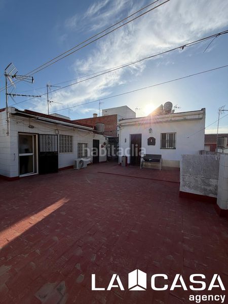 Foto 2a0a62c5-825d-4fae-a4ac-a4943e46d636. Casa amb calefacció a El Arenal - La Pólvora Dos Hermanas