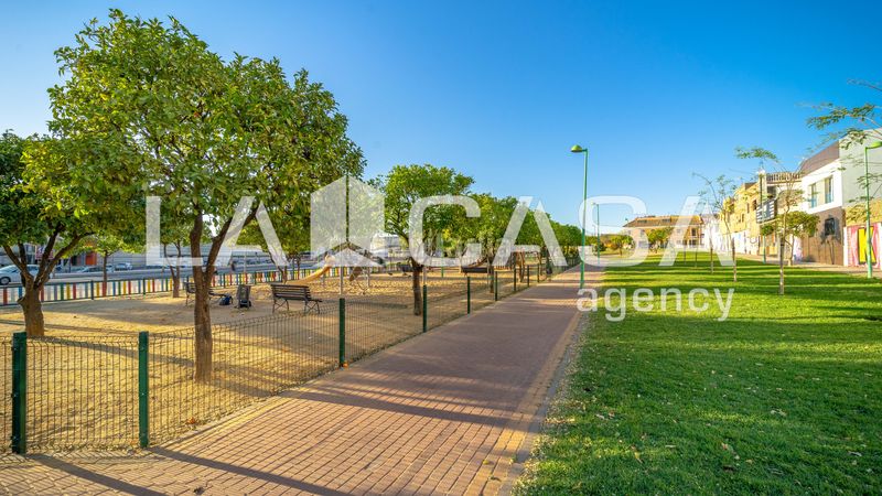 Foto 867f5a8b-02ae-42e6-a643-9e4a05e96191. Casa amb calefacció a El Arenal - La Pólvora Dos Hermanas