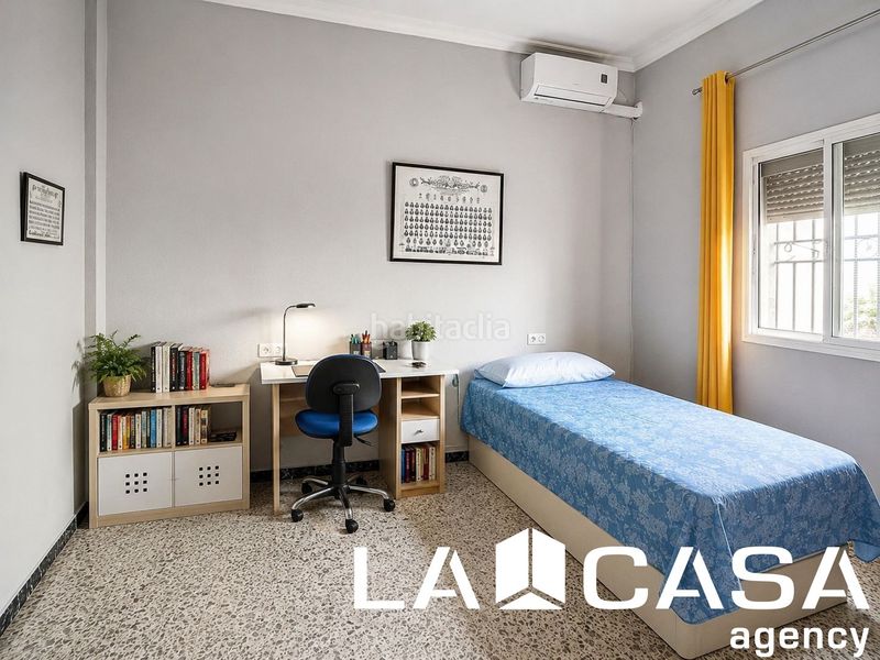 Foto cf4b9183-70ed-4a7d-9274-466d132636b3. Casa amb calefacció a El Arenal - La Pólvora Dos Hermanas