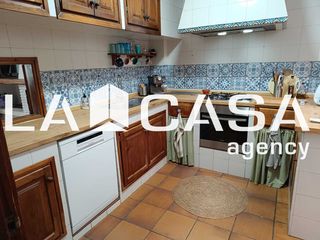 House  Calle santa ana. Amplia vivienda de 4 dormitorios, estudio, 3 baños y terrazas en