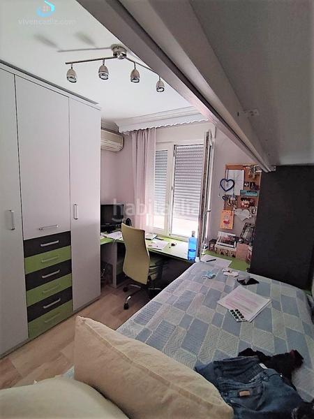 Foto ab43d4e2-9046-49fc-82cb-75bcb9035dc1. Piso  con opción de garaje en segunda aguda en Cádiz