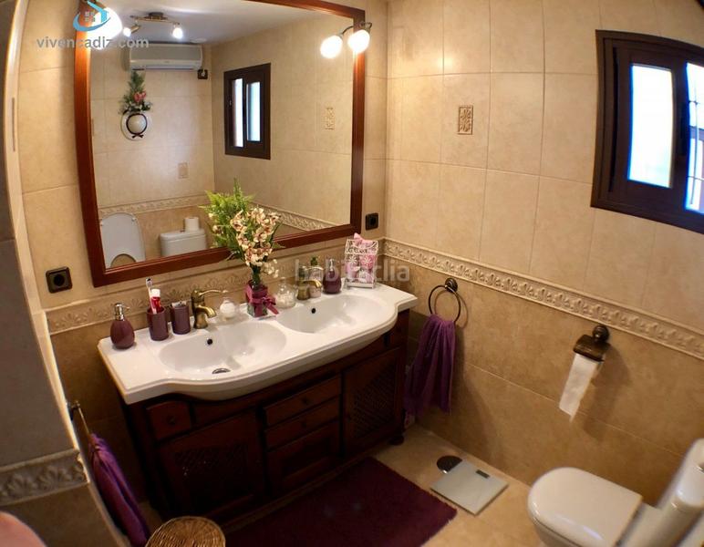 Foto a6e34345-4ac2-440e-ae0e-a8def128323a. Pis amb calefacció terrassa a Centro Histórico Cádiz