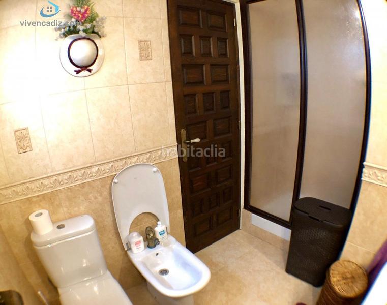 Foto aa7ea983-2d67-40a5-8aaa-dc88744d6d6e. Pis amb calefacció terrassa a Centro Histórico Cádiz