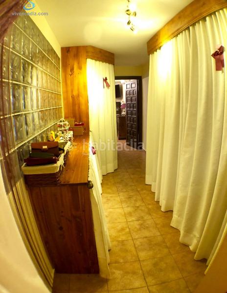 Foto bce273b2-2bcc-444e-b894-41a16e3e500d. Pis amb calefacció terrassa a Centro Histórico Cádiz