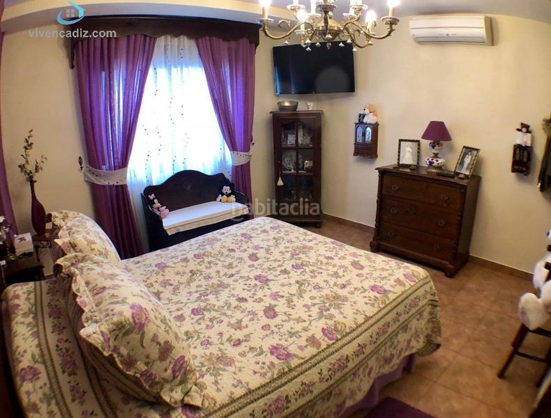 Foto c4eb1c47-d68c-46ab-8987-9e6d084f5cbe. Pis amb calefacció terrassa a Centro Histórico Cádiz