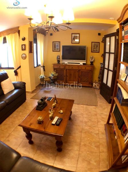 Foto d9d1aff8-aee6-4181-9a41-55a50f56e4f4. Pis amb calefacció terrassa a Centro Histórico Cádiz