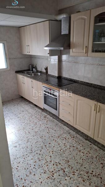 Foto 23f04a56-ed23-401c-bfd8-466302febdc5. Ground floor in Paseo Marítimo - San José - La Laguna Cádiz